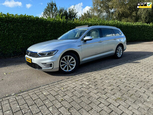 Volkswagen Passat Variant 1.4 TSI GTE Highline | Panoramadak | Leer | Navi