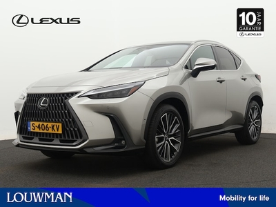 Lexus NX Benzine