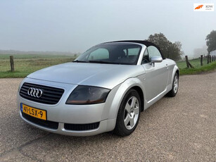 Audi TT Roadster Audi TT 1.8 5V Turbo Clima cabrio 154.431 km bj 2001 jong timer