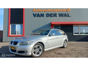 BMW 3-serie Touring 318d High Executive