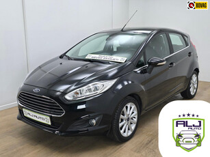 Ford Fiesta Occasion met cruisecontrol en voorruitverwarming (!) | Tweedehands Ford Fiesta Titanium uitv. in zwart | Trekhaak |