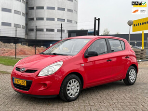 Hyundai I20 1.2i DynamicVersion/AIRCO/BOEKJES/2XSLEUTELS/RIJD PERFECT/TOPSTAAT