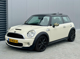 Mini 1.6 Cooper S | Panoramadak | NL auto | Xenon | 174 PK