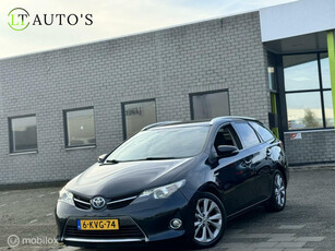 Toyota Auris 1.8 Hybrid Lease|Keyless Pano Camera LED