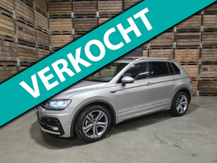 Volkswagen Tiguan 1.5 TSI ACT Highline Business R Pano VCP LED Camera Keyless LM