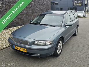 Volvo V70 2.4 Comfort Line Airco, Cruise, Trekhaak