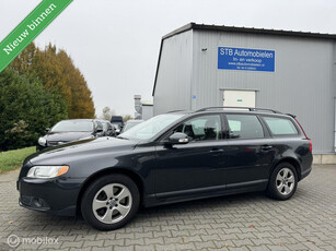 Volvo V70 2.5T Momentum, Volledig dealer onderhouden