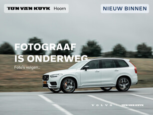 Volvo XC40 1.5 T2 Inscription / Blond leder / Trekhaak / Intellisafe / Camera /climate line