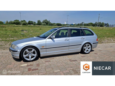 BMW 3-serie Touring 330i Executive