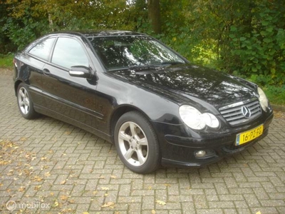 Mercedes C-klasse Sportcoupé 200 CDI 6 bak Airco APK 11-2024