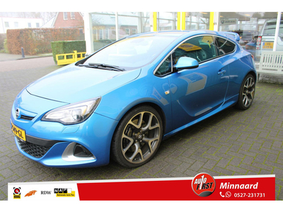 Opel Astra GTC 2.0 Turbo OPC 280 pk Nieuwstaat.