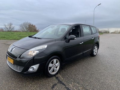 Renault Grand Scénic 1.4 TCe Sélection Business Sport