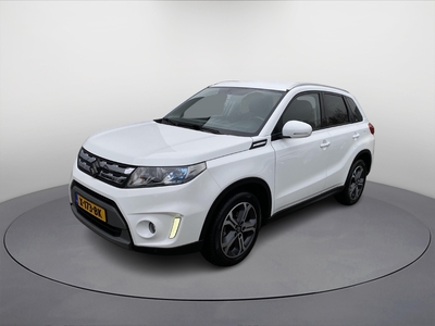 SUZUKI VITARA 1.6 High Executive | Trekhaak | Keyless Entry | Apple Carplay | All Seasonbanden