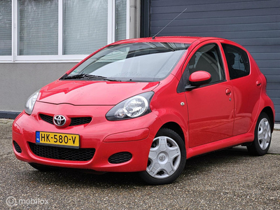 Toyota Aygo 1.0-12V AUTOMAAT AIRCO ELEK.RAMEN