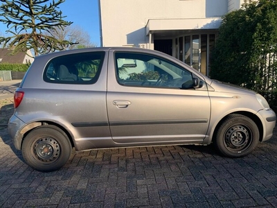 Toyota Yaris Benzine