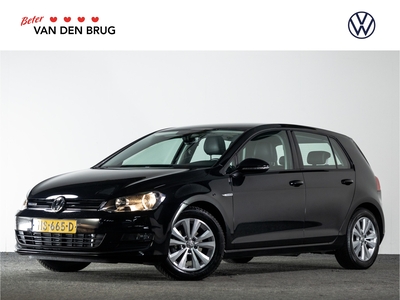 VOLKSWAGEN GOLF 1.0 TSI 115 PK Comfortline AUTOMAAT | Lederen bekleding | Navigatie | Cruise control |