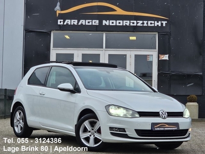 Volkswagen Golf 1.4 TSI CUP Edition PANORAMADAKCRUISE