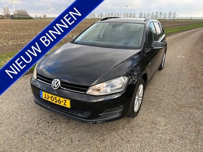 Volkswagen Golf Benzine