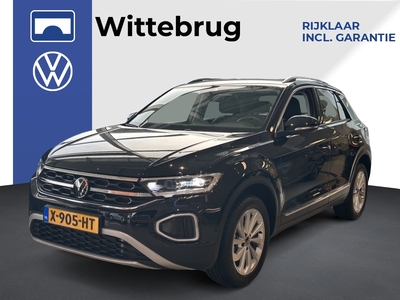 VOLKSWAGEN T-ROC 1.5 TSI 150pk DSG Style / Digital Cockpit Pro / LED Plus / Sensoren / 17'' LMV / Side Assist / Stoelverwarming / NVW