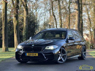 BMW 5-serie Touring 520d aut. / M / Pano / 20’’ / Trekhaak