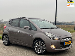 Hyundai Ix20 1.6i i-Catcher Pano|Leder|Camera|Navi|Stoelverw|Trekhaak|Nap|Boekjes