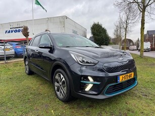 Kia e-Niro EXECUTIVELINE 64KWH 3FASE/WARMTEPOMP/ACARPLAY/LEER/LED/NAV/FABRIEKSGARANTIE