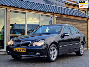 Mercedes-Benz C-klasse 180 K. Avantgarde (NL-Auto / NAP / Leder / Climate / Cruise / Half Leder / Goed onderhouden / Nette auto)