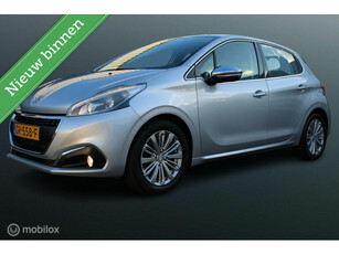 Peugeot 208 1.2 PureTech Blue Lease Executive, Pdc, Navi, Cruise, Clima, Telefoon, Nieuwe distributieriem