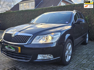 Skoda Octavia Combi 1.4 TSI Greentech Tour Business Line