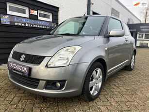 Suzuki Swift 1.5 VVTi EXCLUSIVE KEYLESS-GO LUXE UITVOERING INCL 6 MND GARANTIE !! + NWE APK + GROTE BEURT ALL-IN !!!