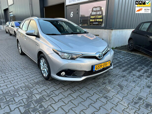 Toyota Auris Touring Sports 1.8 Hybrid Dynamic