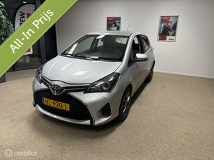 Toyota Yaris 1.3 VVT-i Automaat, Incl nieuwe Apk en Grote beurt