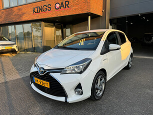 Toyota Yaris 1.5 Hybrid Lease Limited Cruise control Navi Climate LMV