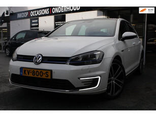 Volkswagen Golf 1.4 TSI GTE | Airco | Elec ramen | Pano | adaptieve cruise control | Parkeersensoren | Side assist