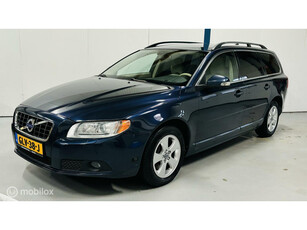 Volvo V70 2.5T Momentum AUTOMAAT