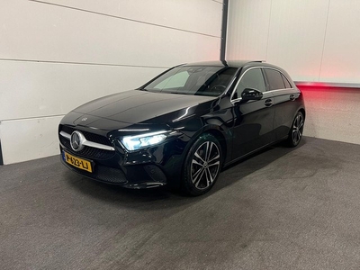 Mercedes-Benz A-klasse 180 Business Solution AMG