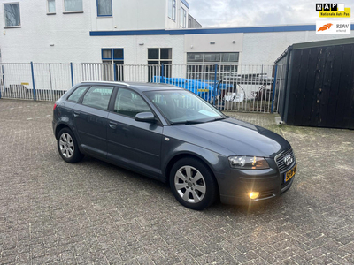 Audi A3 Sportback 1.6 Ambiente Pro Line Automaat