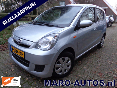 Daihatsu Cuore 1.0 PREMIUM Class AIRCO | Boekjes | SCHUIFBANK! 4x Airbags | TOPmodel | 5-deurs.