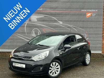 Kia Rio 1.2 CVVT World Cup Editon Plus Navi,Camera,Stoelverw.Garantie