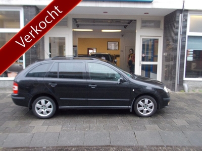 Škoda Fabia Combi 1.4-16V Elegance AIRCO LM VELGEN NETTE AUTO