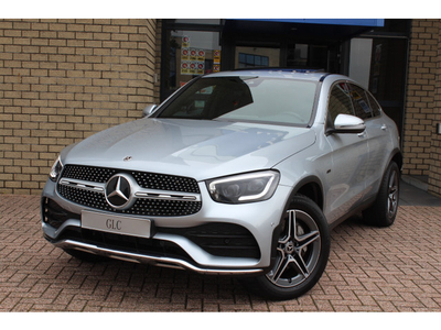 Mercedes-Benz GLC Coupé 300e Hybrid 4 Matic AMG STYLING-SCHUIFDAK-CAMERA-BURMESTER-TREKAAHK-COMPLEET