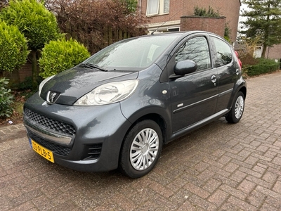 Peugeot 107 1.0-12V Millesim 200 1e eig./ Orig NL auto/ Airco/ 5Drs/ met NAP/ Nw-APK/ Verkoop op afspraak 06-53226433