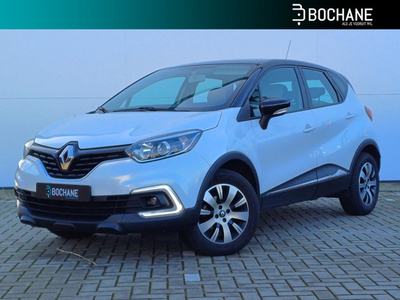 Renault Captur 0.9 TCe 90 Limited Navigatie / Airco / Lichtmetalen Velgen / Two-Tone / All-Seasons / Cruise Control / Startbutton