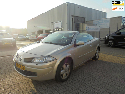 Renault Mégane coupé cabriolet 2.0-16V Tech Line, Automaat, leder, Navi