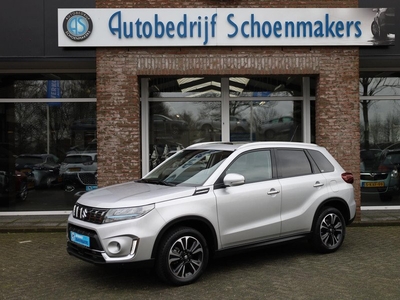 Suzuki Vitara 1.4 MHEV ADVENTURE 130PK CAMERA PANO NAVI DAB CARPLAY STOELVERWARMING 2xKEYLESS DODEHOEK