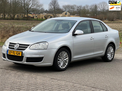 Volkswagen Jetta 1.6 Trendline AIRCO/CRUISE/APK 30-10-2024!ZEER NETTE STAAT!