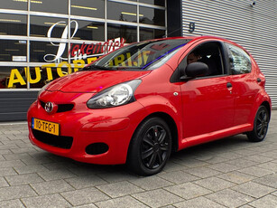 Toyota Aygo 1.0-12V Now 5Drs - Navigatie I Airco I Comfort pakket I Nwe APK 10-2025