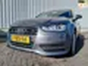 Audi A3 Sportback 1.4 TFSI Ambiente Pro Line - Airco - Navi - Schade