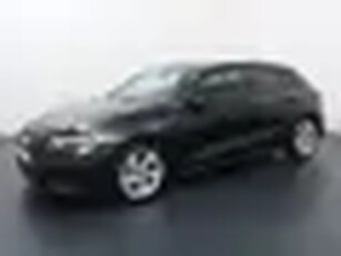 Audi A3 Sportback 30 TFSI S edition 110 PK Automaat Adaptieve cruise control LED verlichting