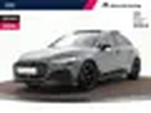 Audi A3 Sportback S edition 30 TFSI 116 PK · Glazen panorama dak · Achteruitrijcamera · 18